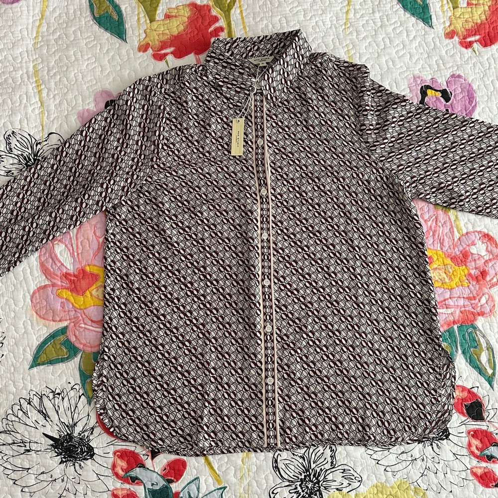 Max Studio London – Long Sleeve Button Down Shirt